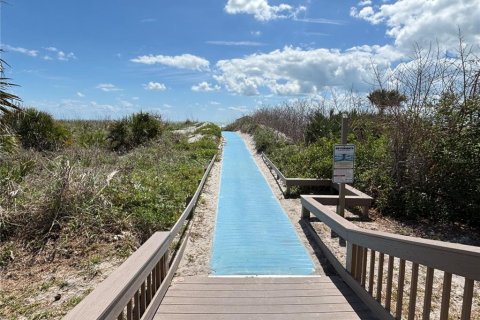 Copropriété à vendre à Cocoa Beach, Floride: 2 chambres, 67.35 m2 № 2195702 - photo 23