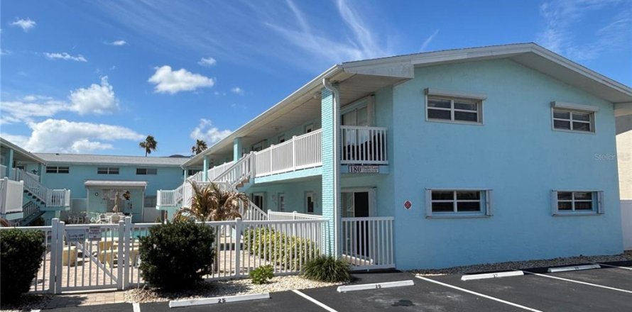 Condo à Cocoa Beach, Floride, 2 chambres № 2195702
