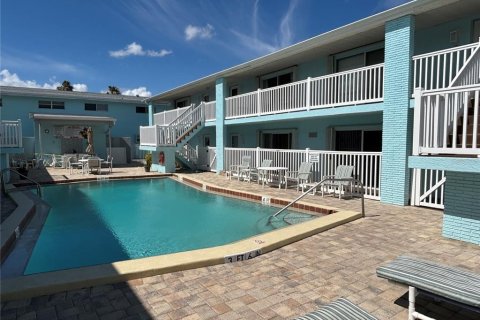 Copropriété à vendre à Cocoa Beach, Floride: 2 chambres, 67.35 m2 № 2195702 - photo 2