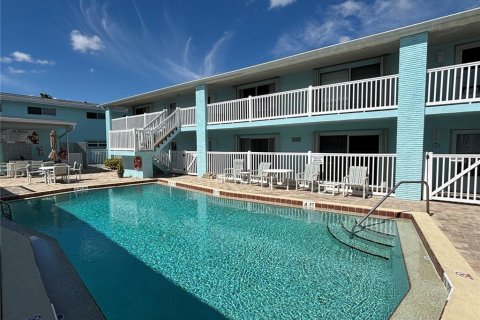 Copropriété à vendre à Cocoa Beach, Floride: 2 chambres, 67.35 m2 № 2195702 - photo 18