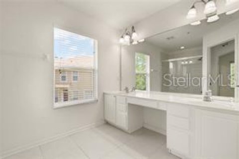 Condominio en alquiler en Orlando, Florida, 3 dormitorios, 154.68 m2 № 1917090 - foto 13
