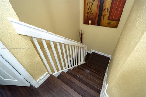 Townhouse in Miramar, Florida 3 bedrooms, 157.93 sq.m. № 1834040 - photo 20