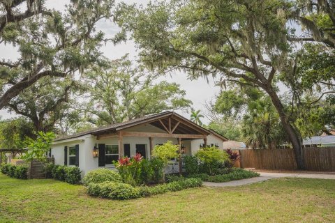 House in Bradenton, Florida 3 bedrooms, 171.4 sq.m. № 2224984 - photo 4