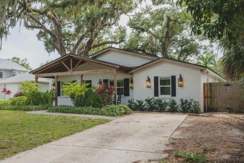 House in Bradenton, Florida 3 bedrooms, 171.4 sq.m. № 2224984 - photo 3
