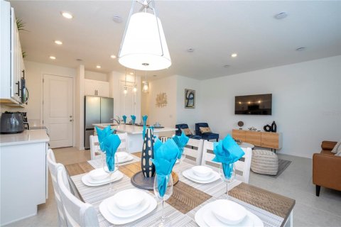 Townhouse in Davenport, Florida 3 bedrooms, 151.62 sq.m. № 2431098 - photo 23