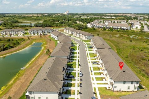 Townhouse in Davenport, Florida 3 bedrooms, 151.62 sq.m. № 2431098 - photo 28