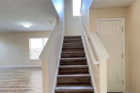 Villa ou maison à louer à Davenport, Floride: 5 chambres, 283.63 m2 № 2216400 - photo 15