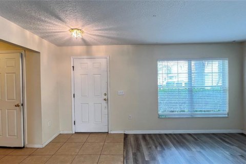 Villa ou maison à louer à Davenport, Floride: 5 chambres, 283.63 m2 № 2216400 - photo 8
