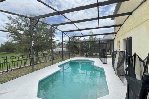 Villa ou maison à louer à Davenport, Floride: 5 chambres, 283.63 m2 № 2216400 - photo 4