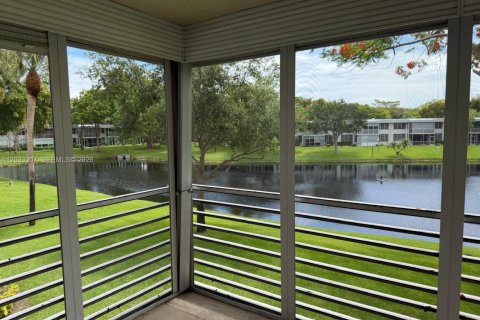 Condominio en alquiler en Pompano Beach, Florida, 3 dormitorios, 150.5 m2 № 2078127 - foto 16