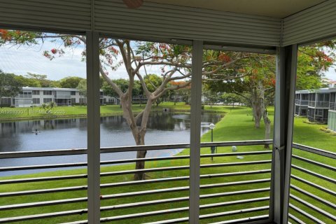 Condominio en alquiler en Pompano Beach, Florida, 3 dormitorios, 150.5 m2 № 2078127 - foto 17