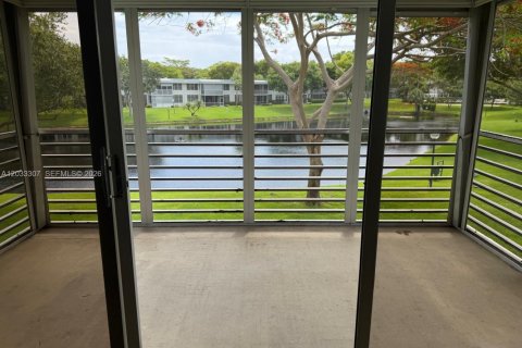 Condominio en alquiler en Pompano Beach, Florida, 3 dormitorios, 150.5 m2 № 2078127 - foto 15