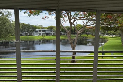 Condominio en alquiler en Pompano Beach, Florida, 3 dormitorios, 150.5 m2 № 2078127 - foto 14