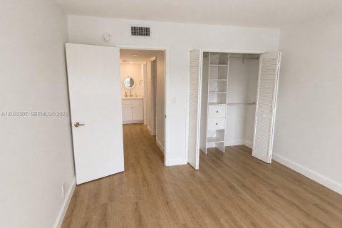 Condominio en alquiler en Pompano Beach, Florida, 3 dormitorios, 150.5 m2 № 2078127 - foto 7