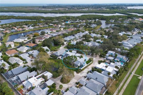 Villa ou maison à vendre à Bradenton, Floride: 3 chambres, 198.81 m2 № 2342015 - photo 4