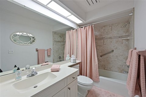 Villa ou maison à vendre à Bradenton, Floride: 3 chambres, 198.81 m2 № 2342015 - photo 24