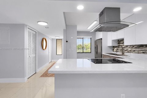 Condo à Weston, Floride, 2 chambres № 2390166