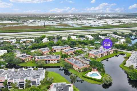 Copropriété à vendre à Weston, Floride: 2 chambres, 114.36 m2 № 2390166 - photo 27