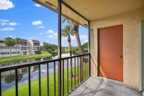 Copropriété à vendre à Weston, Floride: 2 chambres, 114.36 m2 № 2390166 - photo 25