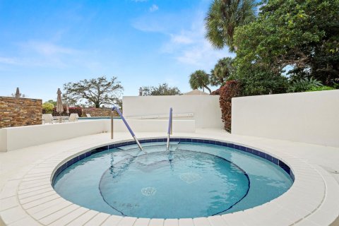 Condo in Boca Raton, Florida, 2 bedrooms  № 2169661 - photo 24