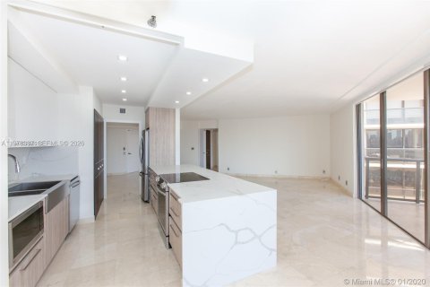 Condo in Aventura, Florida, 2 bedrooms  № 2042086 - photo 19