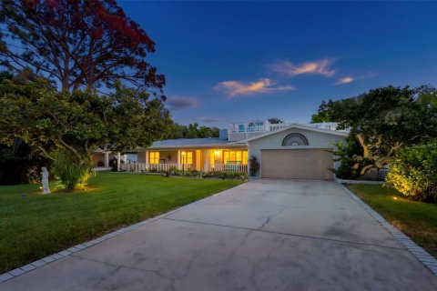 Casa en venta en Palm Harbor, Florida, 3 dormitorios, 209.12 m2 № 2150883 - foto 2