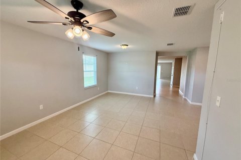 Villa ou maison à vendre à Macclenny, Floride: 4 chambres, 171.13 m2 № 2347256 - photo 12
