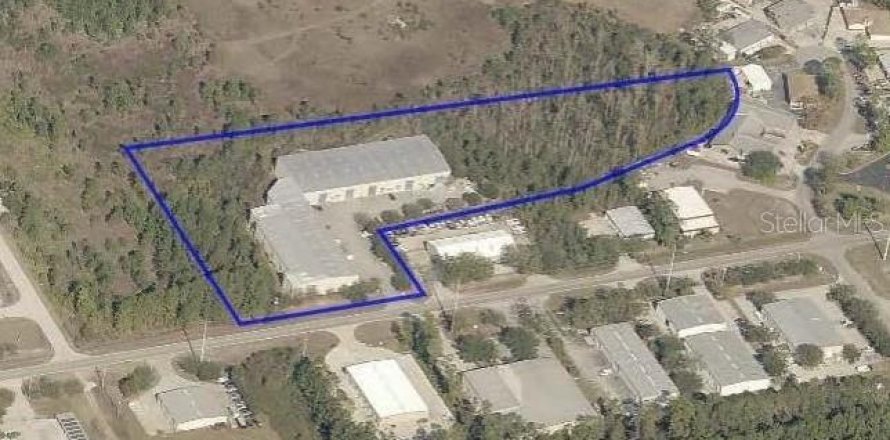 Commercial property in Palm Coast, Florida № 1844735