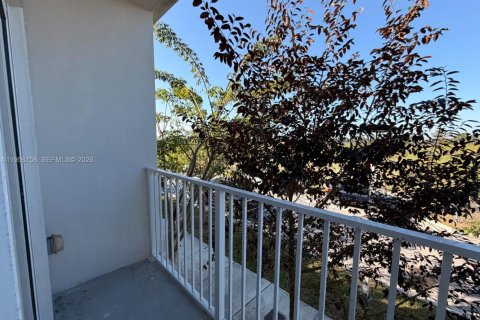 Touwnhouse à vendre à Homestead, Floride: 4 chambres, 129.88 m2 № 2025373 - photo 16