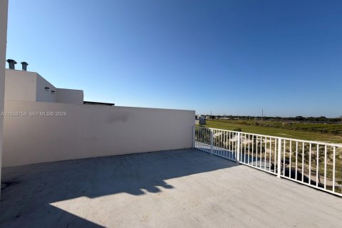 Touwnhouse à vendre à Homestead, Floride: 4 chambres, 129.88 m2 № 2025373 - photo 13