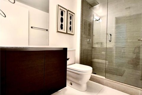 Condominio en venta en Sunny Isles Beach, Florida, 2 dormitorios, 141.58 m2 № 2029515 - foto 4