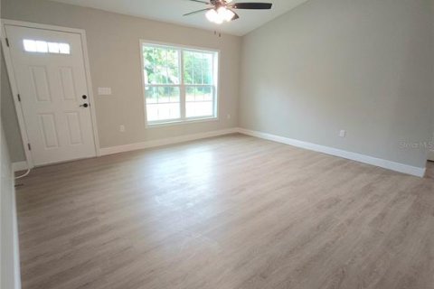 Villa ou maison à louer à Citrus Springs, Floride: 3 chambres, 130.53 m2 № 2416241 - photo 5