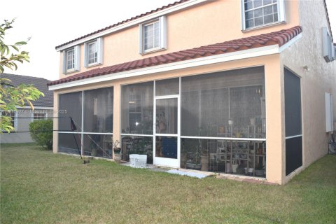 Casa en alquiler en Weston, Florida, 5 dormitorios, 273.23 m2 № 1971020 - foto 29