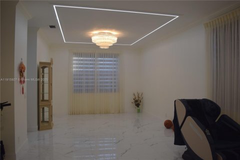 Casa en alquiler en Weston, Florida, 5 dormitorios, 273.23 m2 № 1971020 - foto 5