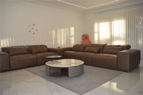 Casa en alquiler en Weston, Florida, 5 dormitorios, 273.23 m2 № 1971020 - foto 3