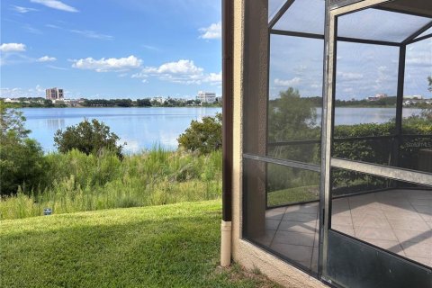 Townhouse in Orlando, Florida 3 bedrooms, 192.12 sq.m. № 1829157 - photo 4