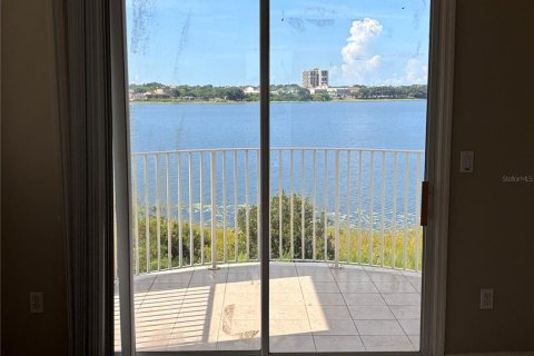 Townhouse in Orlando, Florida 3 bedrooms, 192.12 sq.m. № 1829157 - photo 15