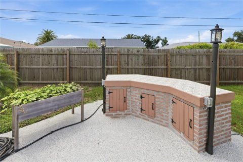Villa ou maison à vendre à Venice, Floride: 2 chambres, 131.83 m2 № 2298379 - photo 29