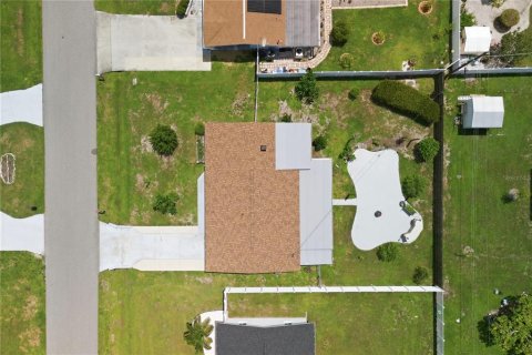 Villa ou maison à vendre à Venice, Floride: 2 chambres, 131.83 m2 № 2298379 - photo 3