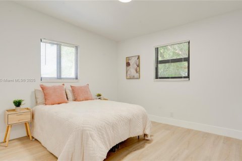 Casa en venta en Oakland Park, Florida, 4 dormitorios, 109.62 m2 № 1971027 - foto 25