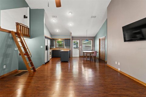 House in Homosassa, Florida 3 bedrooms, 199 sq.m. № 1798002 - photo 18