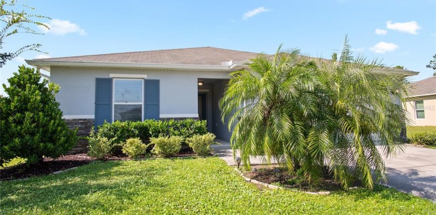 House in TIVOLI RESERVE in Davenport, Florida 4 bedrooms, 161.28 sq.m. № 1856224