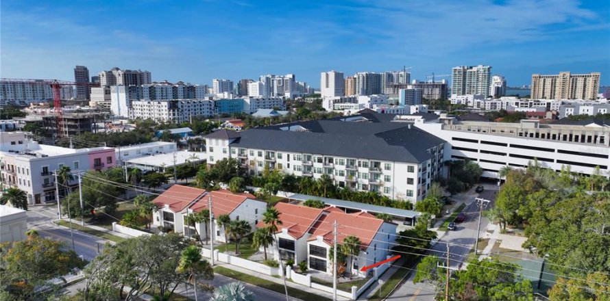 Condominio en Sarasota, Florida, 2 dormitorios № 1841691