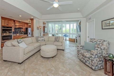 Condo in Venice, Florida, 3 bedrooms № 2199458 - photo 8