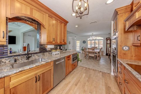 Condo in Venice, Florida, 3 bedrooms № 2199458 - photo 16