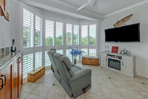 Condo in Venice, Florida, 3 bedrooms № 2199458 - photo 18