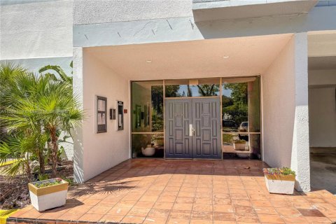 Condominio en venta en Lauderhill, Florida, 2 dormitorios, 114.27 m2 № 1958937 - foto 25