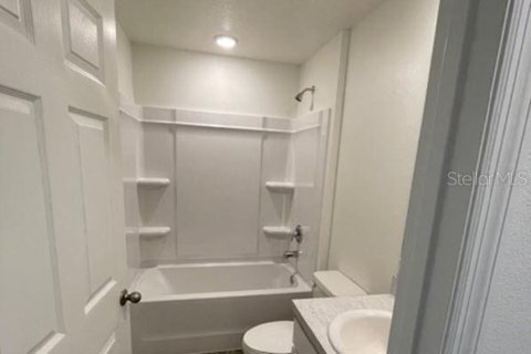 House in Palm Coast, Florida 3 bedrooms, 144.18 sq.m. № 1723873 - photo 7