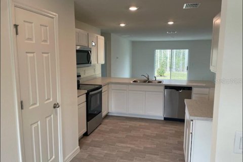 House in Palm Coast, Florida 3 bedrooms, 144.18 sq.m. № 1723873 - photo 4
