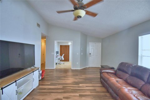 Casa en venta en Winter Haven, Florida, 3 dormitorios, 105.07 m2 № 1793721 - foto 2
